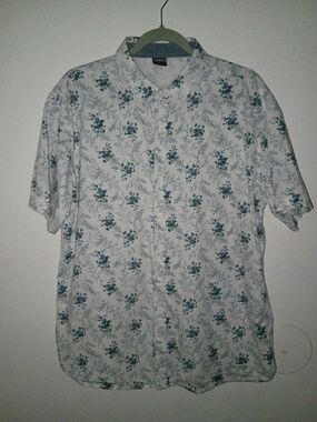 Men’s White Short-Sleeve  Shirt with Blue Floral Print Linen Blend Sz L
